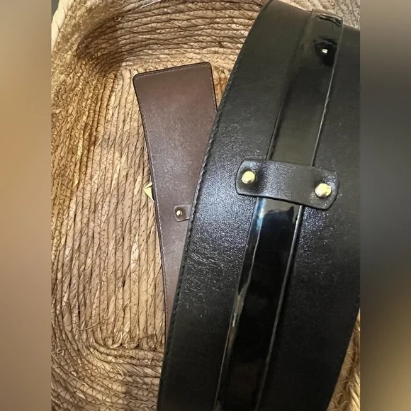 Stylish etcetera Black Leather Belt with Gold Buckle